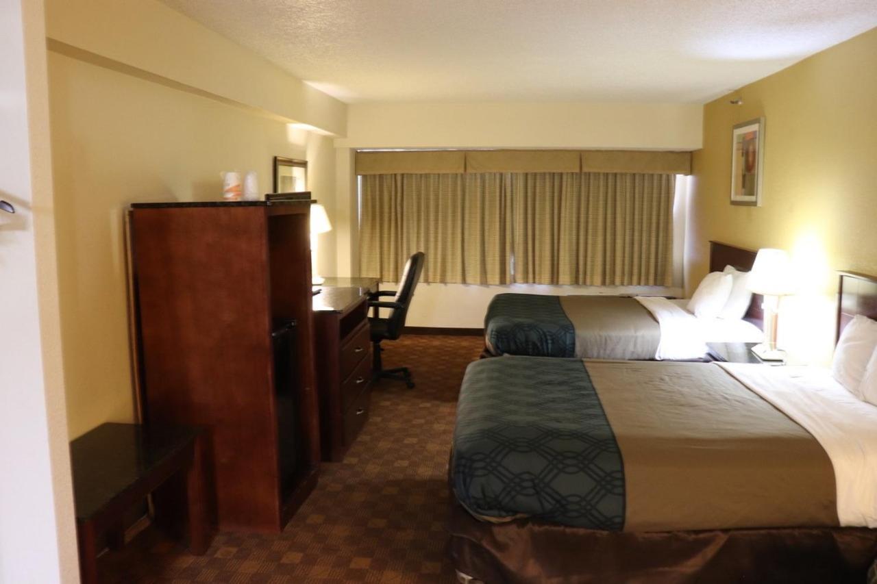 Rodeway Inn Sandston Εξωτερικό φωτογραφία