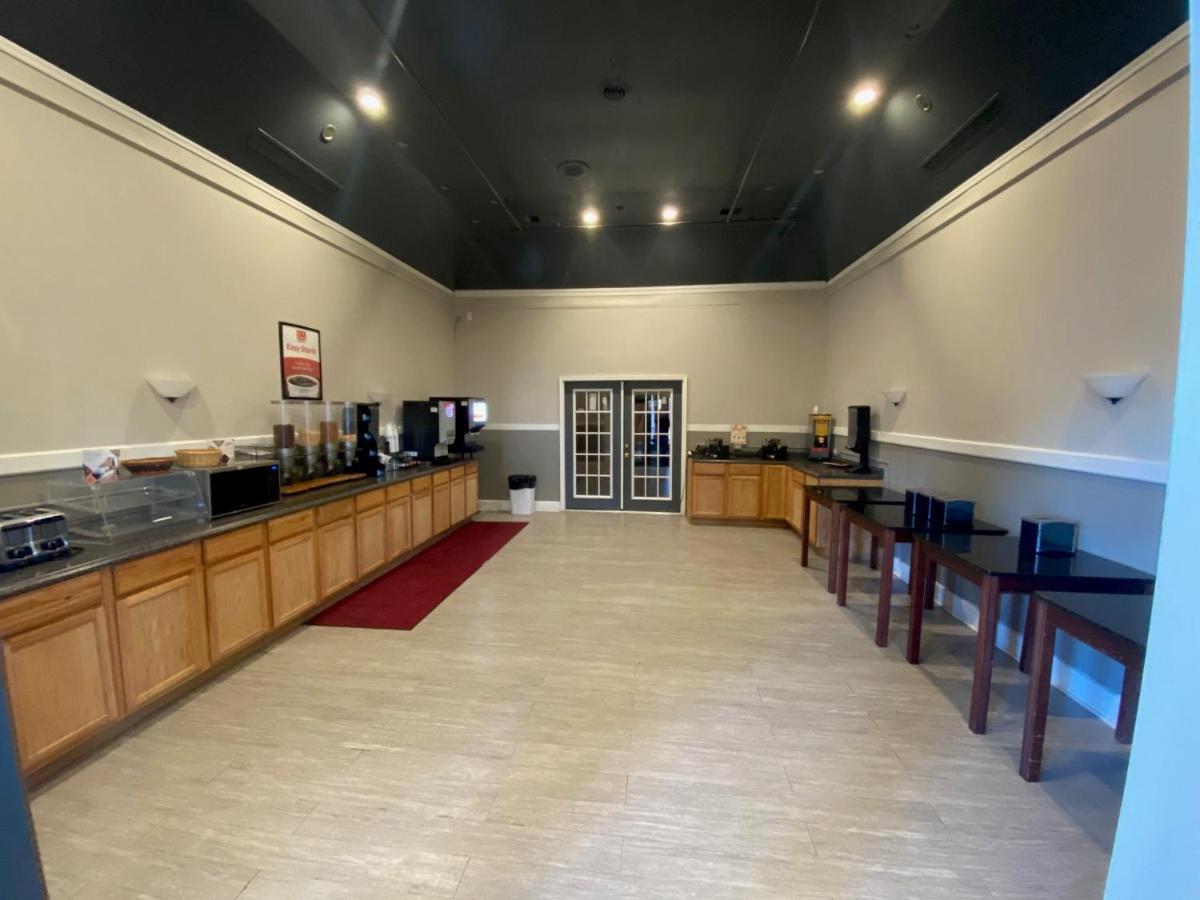 Rodeway Inn Sandston Εξωτερικό φωτογραφία