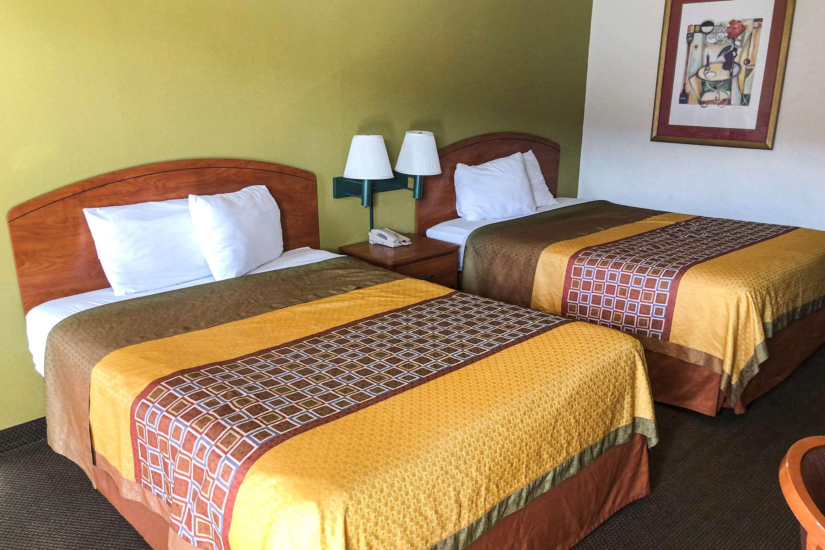 Rodeway Inn Sandston Εξωτερικό φωτογραφία