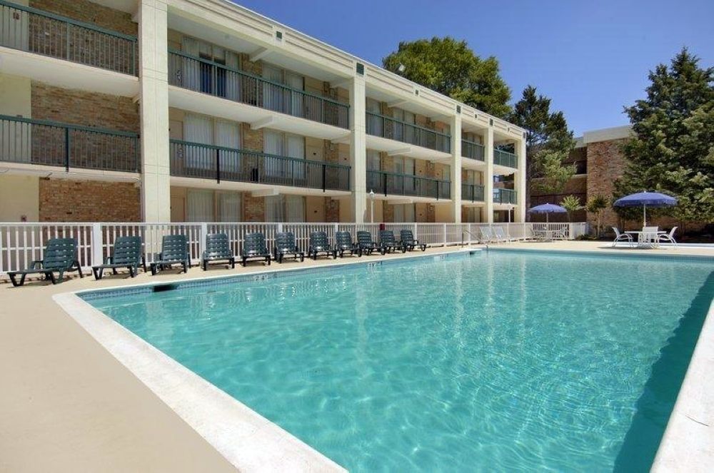Rodeway Inn Sandston Εξωτερικό φωτογραφία