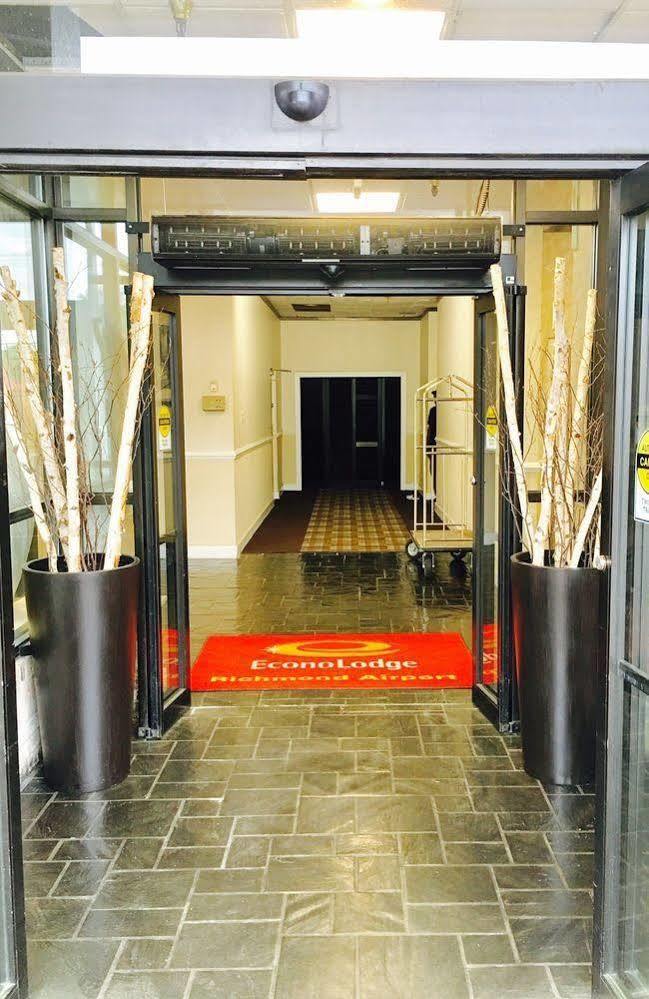 Rodeway Inn Sandston Εξωτερικό φωτογραφία